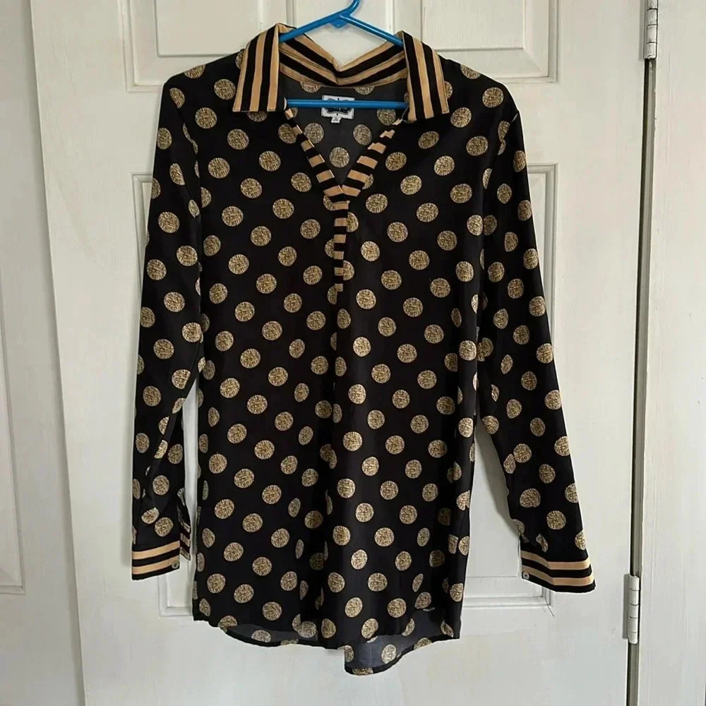 Mud Pie polka dot top size small